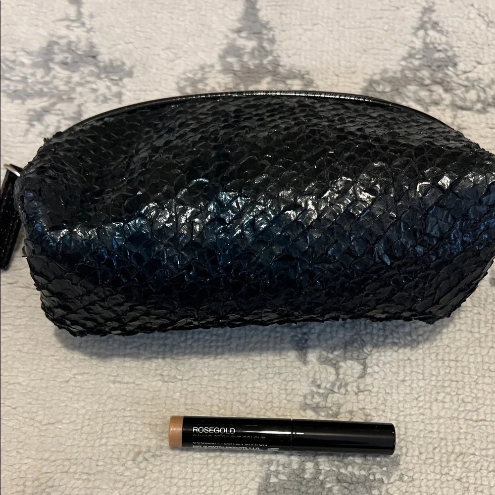 Laura Mercier Rose Gold Eyeshadow Stick with Black Textured Pouch